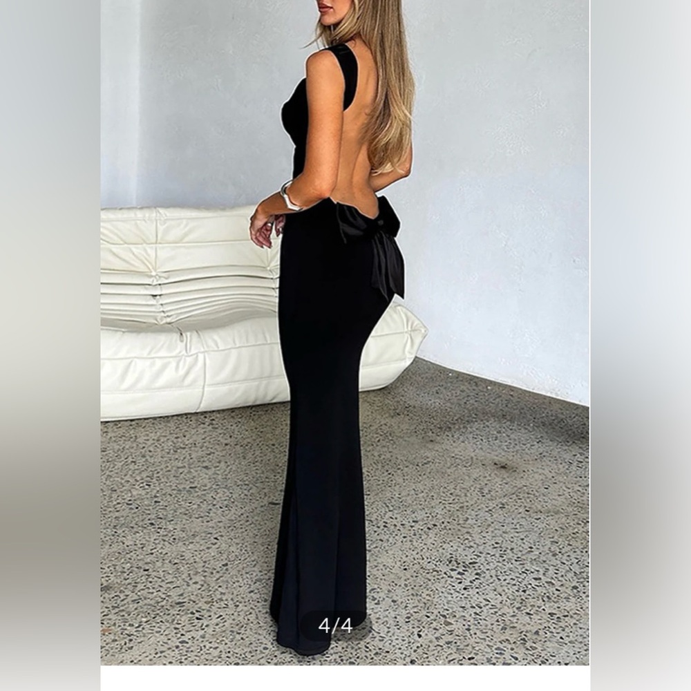 Commense brand new dress! Never worn